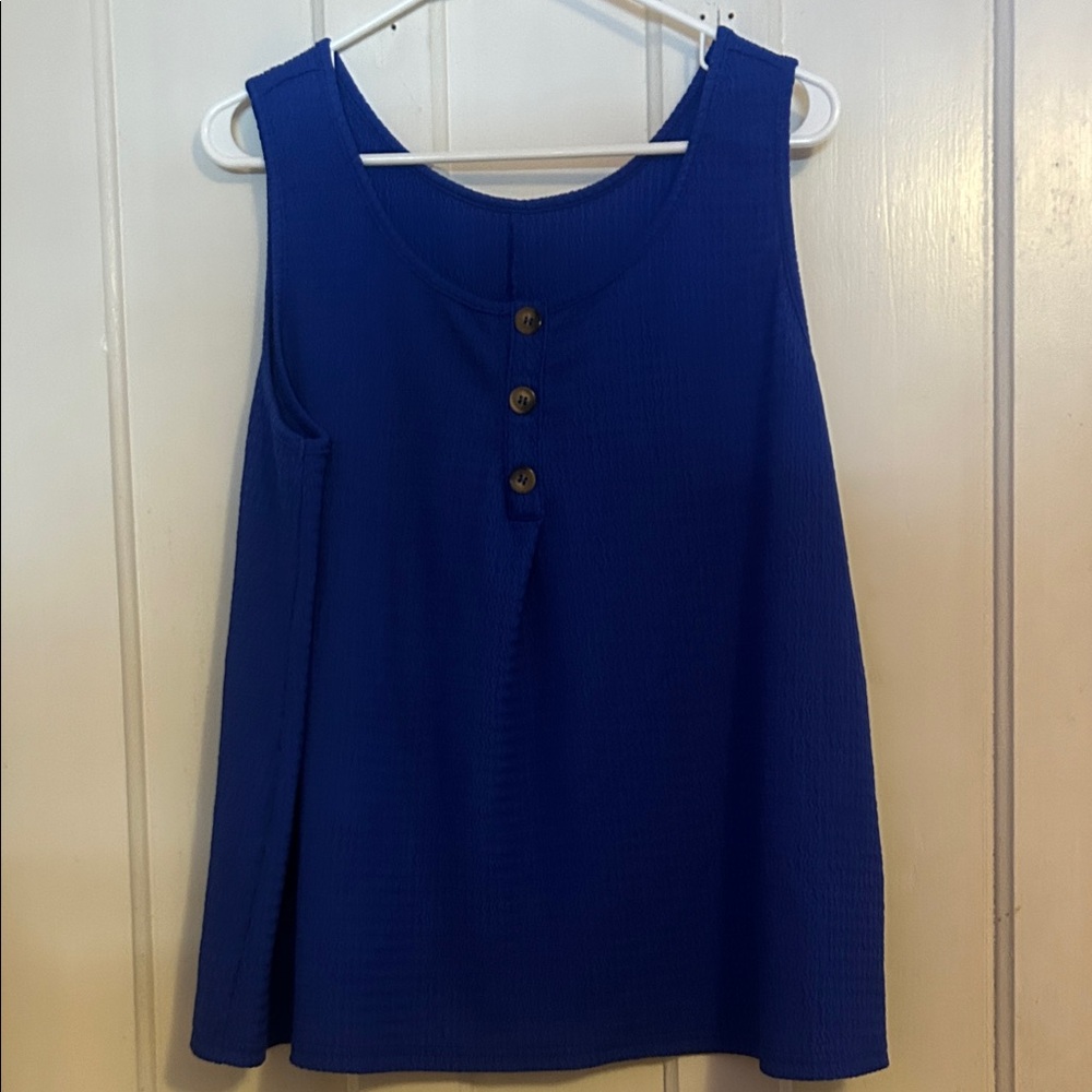 SHEIN Royal Blue Sleeveless Button-Trim Tank